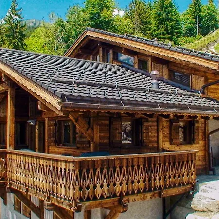 El Condor シャレー クラン